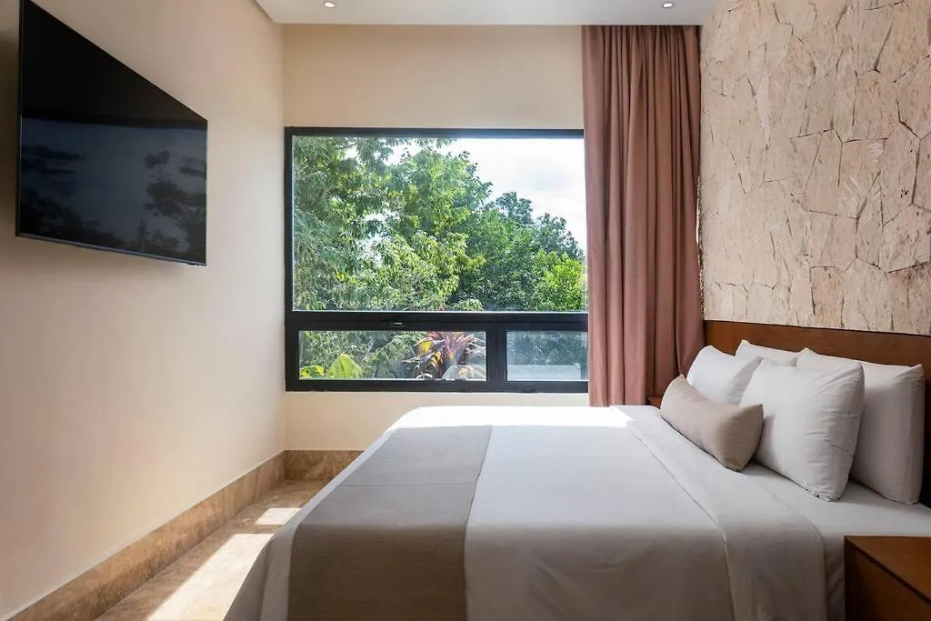 Villa Sam Chak: Exclusive Tulum Retreat with Private Pool and Concierge