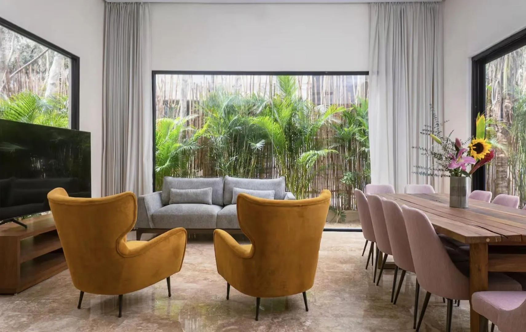Villa Sam Chak: Exclusive Tulum Retreat with Private Pool and Concierge